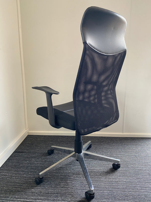 Vegalite Black Seat Mesh Back Executive Office Chair With Arms