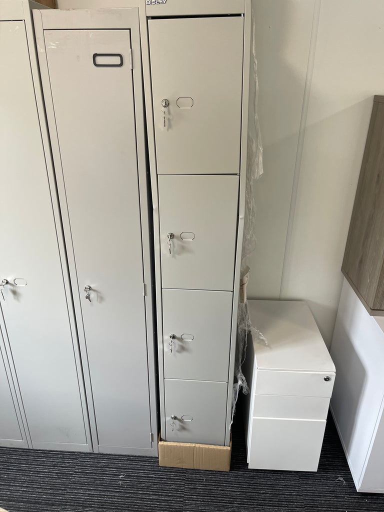 Bisley Steel Lockers 4 Door - 1800mm (H) x 305mm (W) x 457mm (D) in Grey
