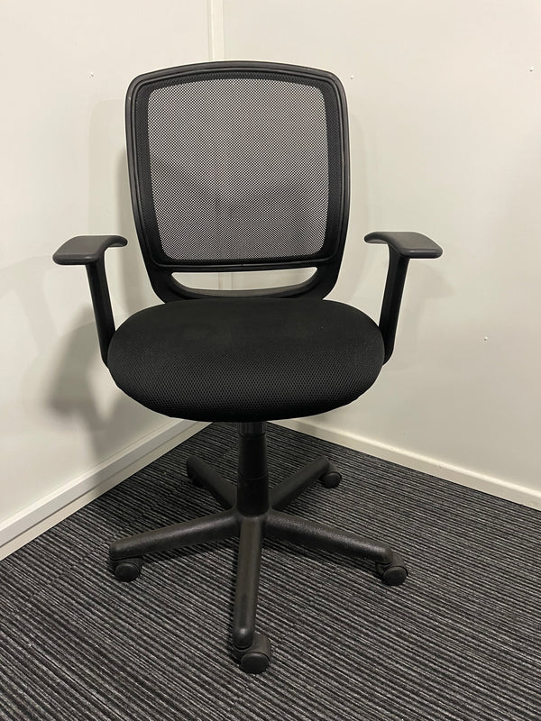 The Mave Airmesh Fabric  Seat Mesh Back Medium Back Task Operator Chair With Arms