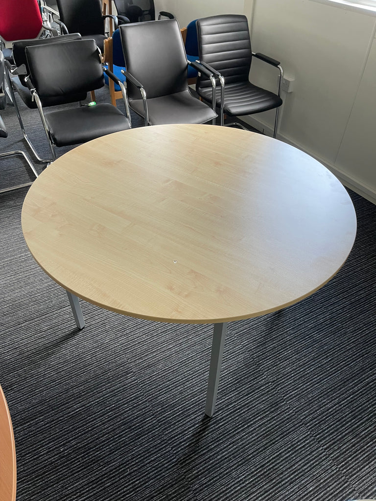 Impulse Round 1200 Maple Table With Box Frame Leg