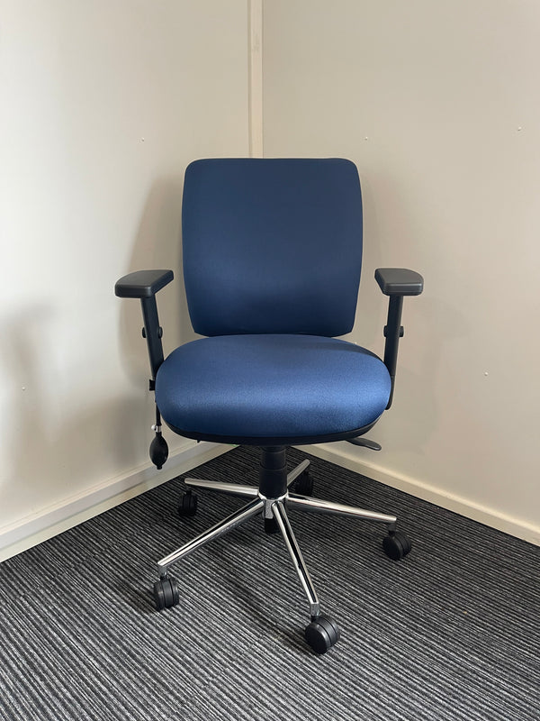 Chiro Blue Fabric Medium Back Task Operator Office Chair With Arms