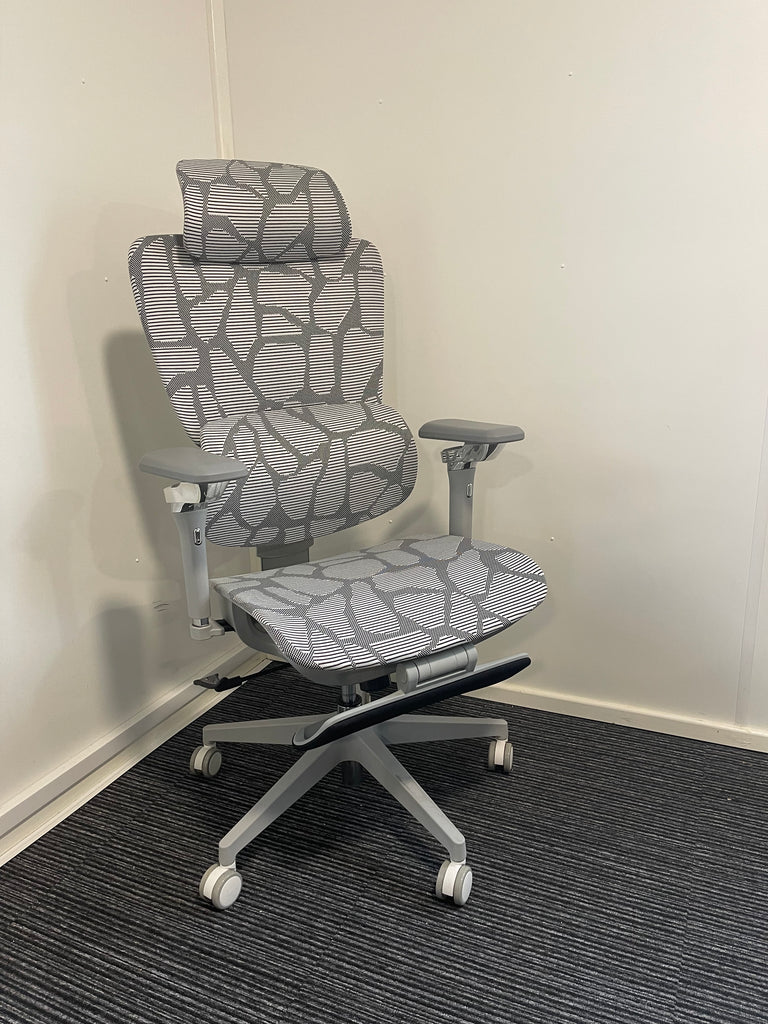 Light Grey Mesh High Back Ergonomic Gaming Chair With Headrest, Arms & Footrest